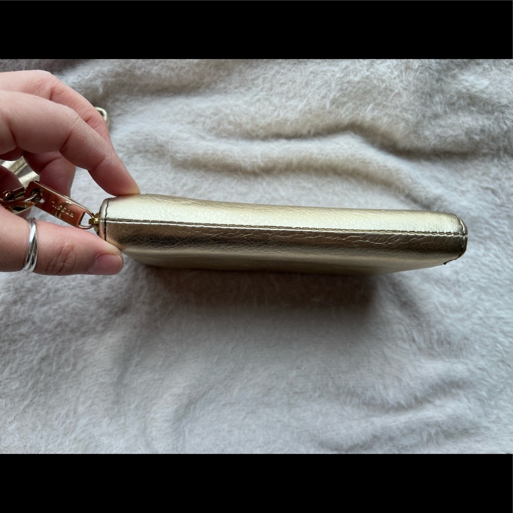 Fossil Gold Wristlet Bag - Picture 9 of 12